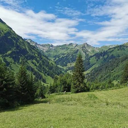 Διαμέρισμα Konstanzer Bergblick Mit Wintergarten